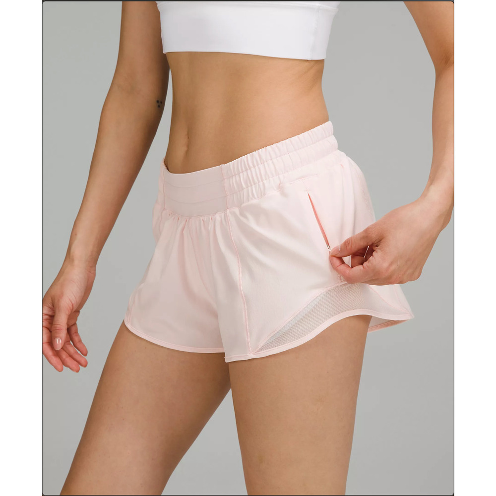 Lululemon Hotty Hot LR 2.5" Strawberry Milkshake Size 6 Pink